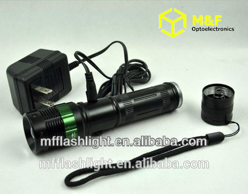 2013 The Japan Police C.ree 5W Zoom Rechargeable Flashlight