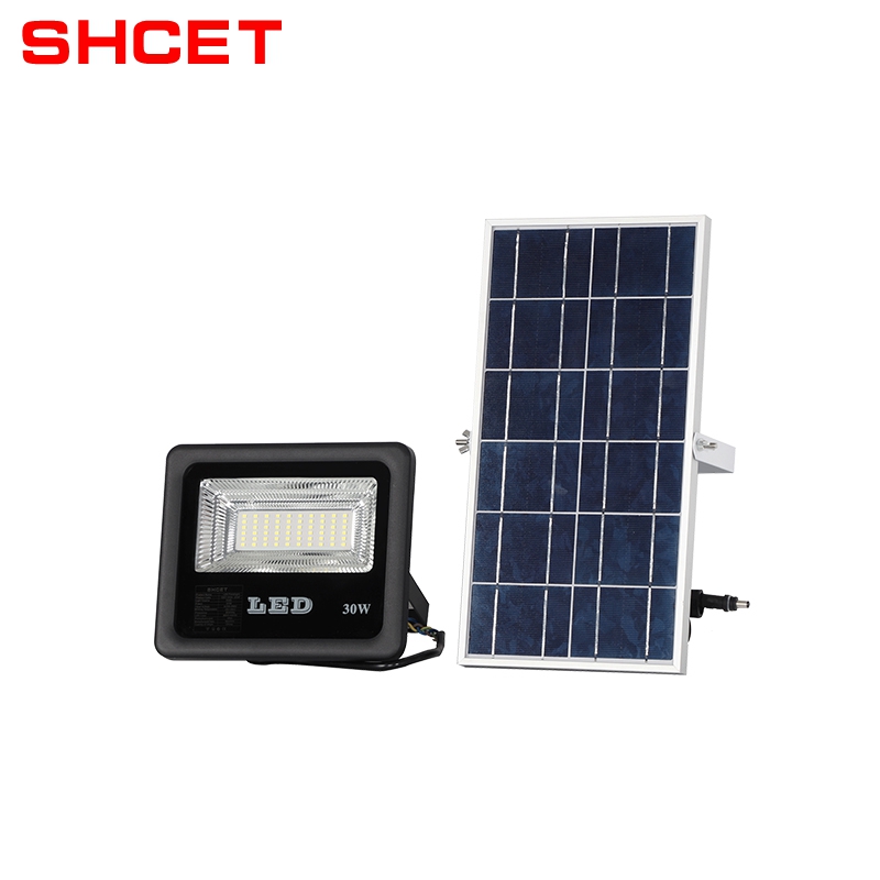 High Quality Waterproof Intelligent Induction100w 200w IP66 LED Solar Floof Light Marine