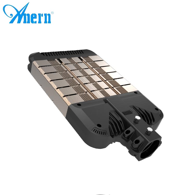 High Brightness 50W 100W 150W 200W Outdoor IP65 LED Street Light Lamp