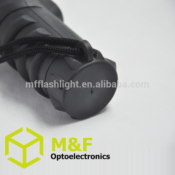 Ningbo M&F Optoelectronics ltd Wholesale Cheap 2AA 3LED Plastic Flashlight