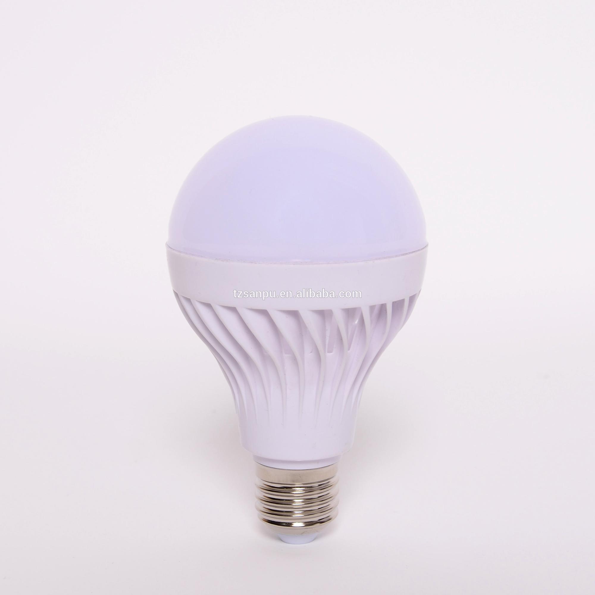 New arrival popular e27 7 watt smart rechargeable emergency electric led lighting bulb