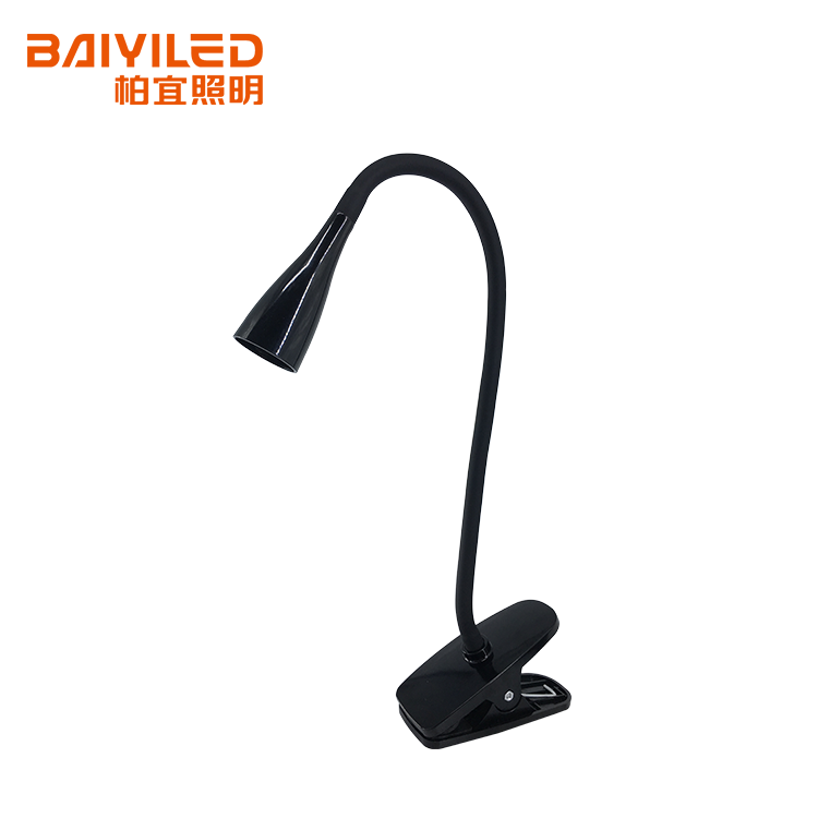 Design Iron Wood Led Table Lamp Battery Powered