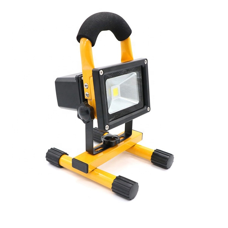 waterproof IP65 outdoor hand-held 3000 lumens led floodlight 7.4V 4000mAh battery 30w rechargeable led flood light