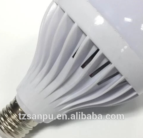 R12W wholesale factory price intelligent rechargeable led emergency bulb