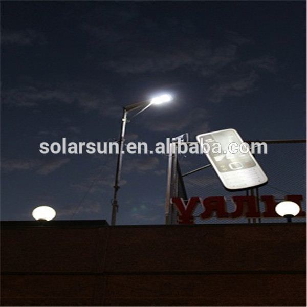 Integrated solar street lights with CCTV camera 20w 30w 40w 50w 60w 80w with IES