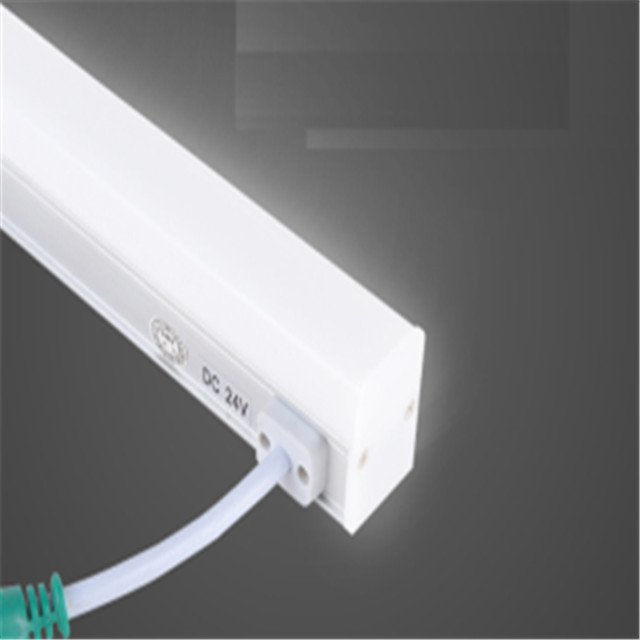 Aluminum alloy Outdoor LED line lamp AC220V Electrostatic sprayed glass on the surface of aluminum alloy lamp body