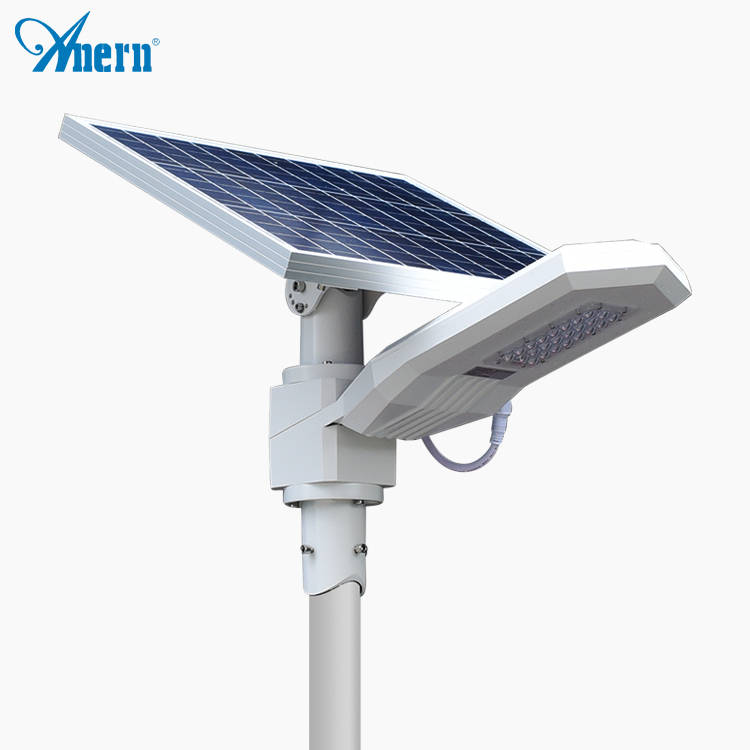 Classic style 50w 7m high pole solar fence post lights