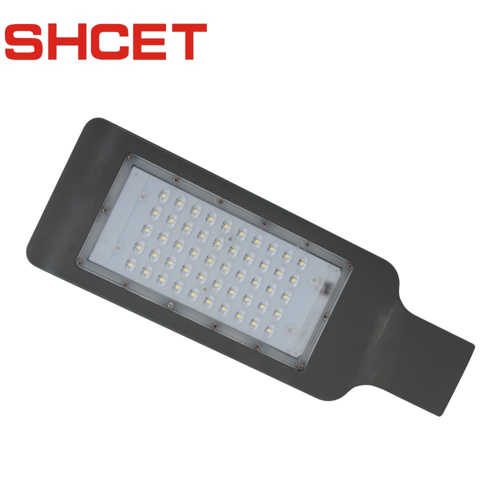 80W 9600LM Waterproof IP65 Color Temperature 6500K 50000H Life Time Outdoor Led Street Light