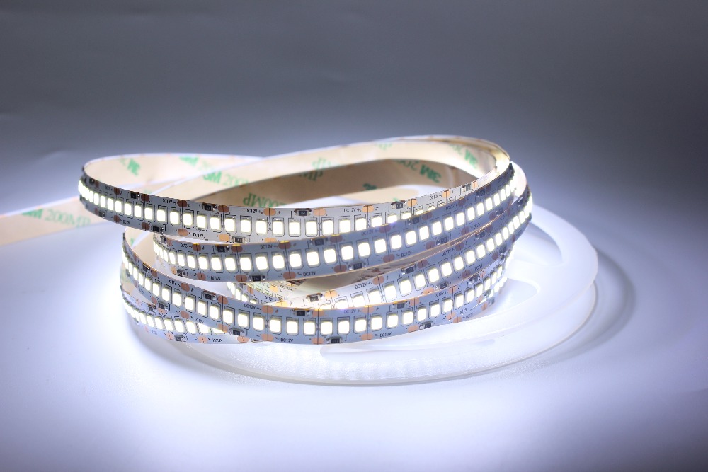 Super Bright Factory Wholesale 12v 2835 LED Flexible LED Strip DC12V SMD 2835 Flexible Bend Sideways LedStrip/Tape Light