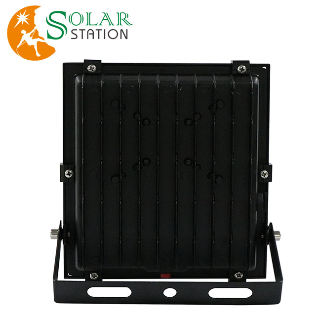 Newest IP65 waterproof solar power flood light 30w