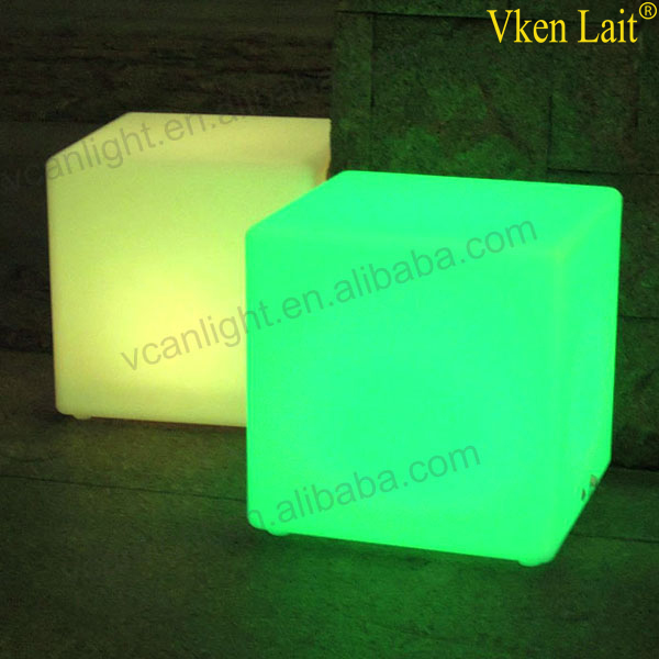 outdoor waterproof colorful led light white red blue yellow cube 20cm 30cm 40cm furniture