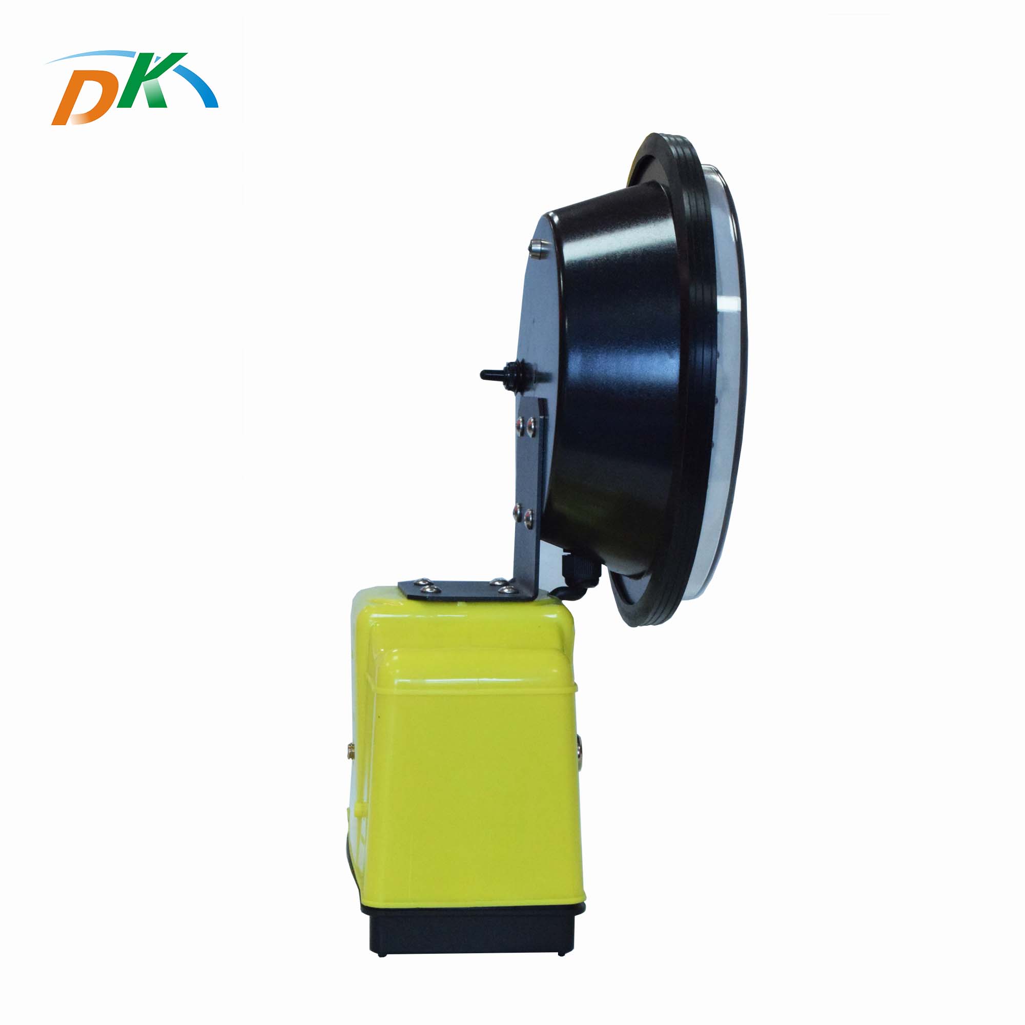DK Construction Roadway Safety Battery Warning Light in Sequence