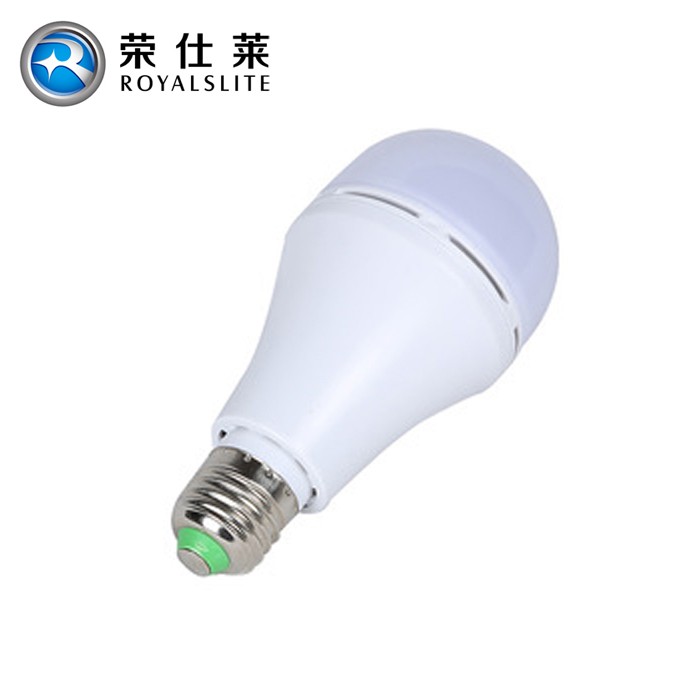 Hot sale style and better material LED type soure LED emergency light bulbs battery powered