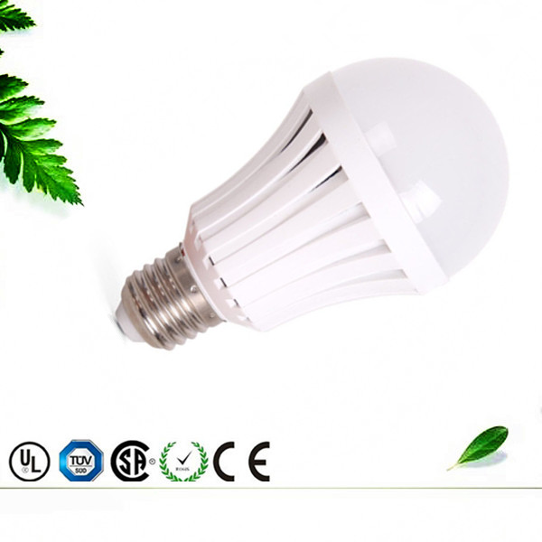 Automatic emergency led lighting AC85-265V Built-in Battery smd 2835 intelligent led emergency light bulb with 3 - 6 hours