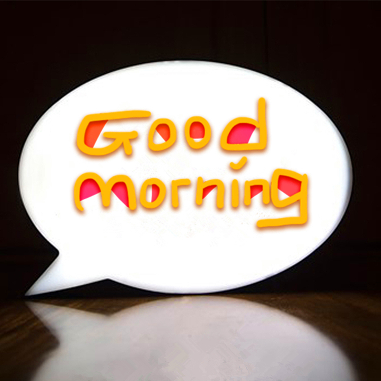 GREAT PRESENT Speech Bubble Light Up Box Message Board with Pen, Stencils, Personalised