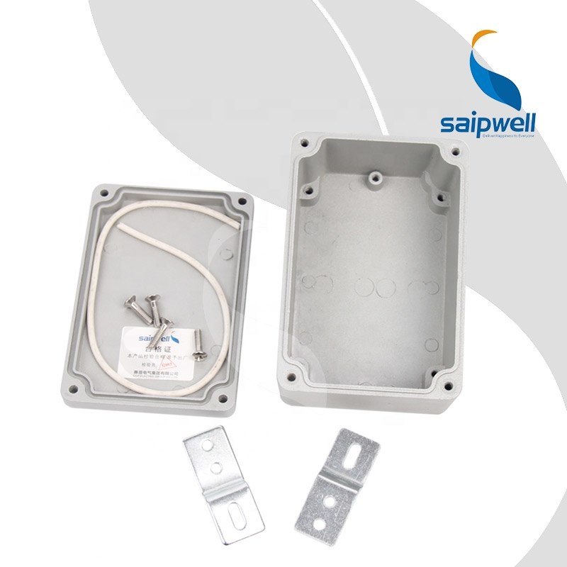 SAIPWELL High quality aluminum made electrical main switch waterproof box with push button and outlet holes