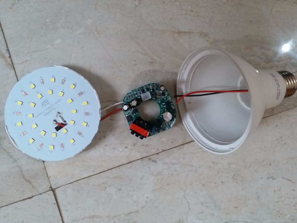 Private Model of LED Emergency Bulbs High Brightness Rechargeable Bulbs