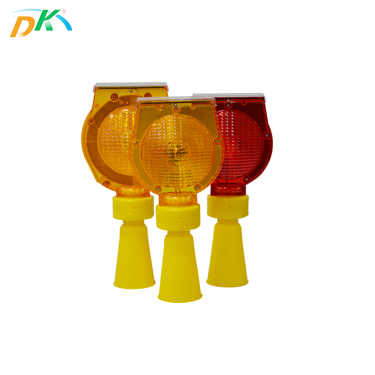 DK LED IP68 Waterproof warning roadway hazard solar powered led barricade traffic light