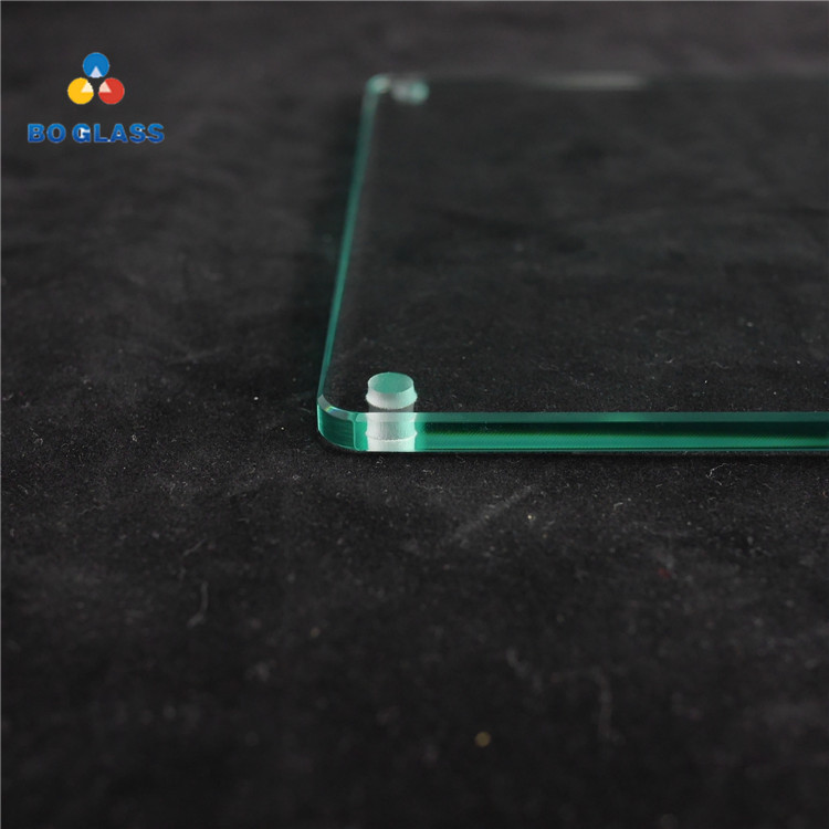 High Quality Led Light Cover Tempered Soda Lime Low Iron Glass Panel