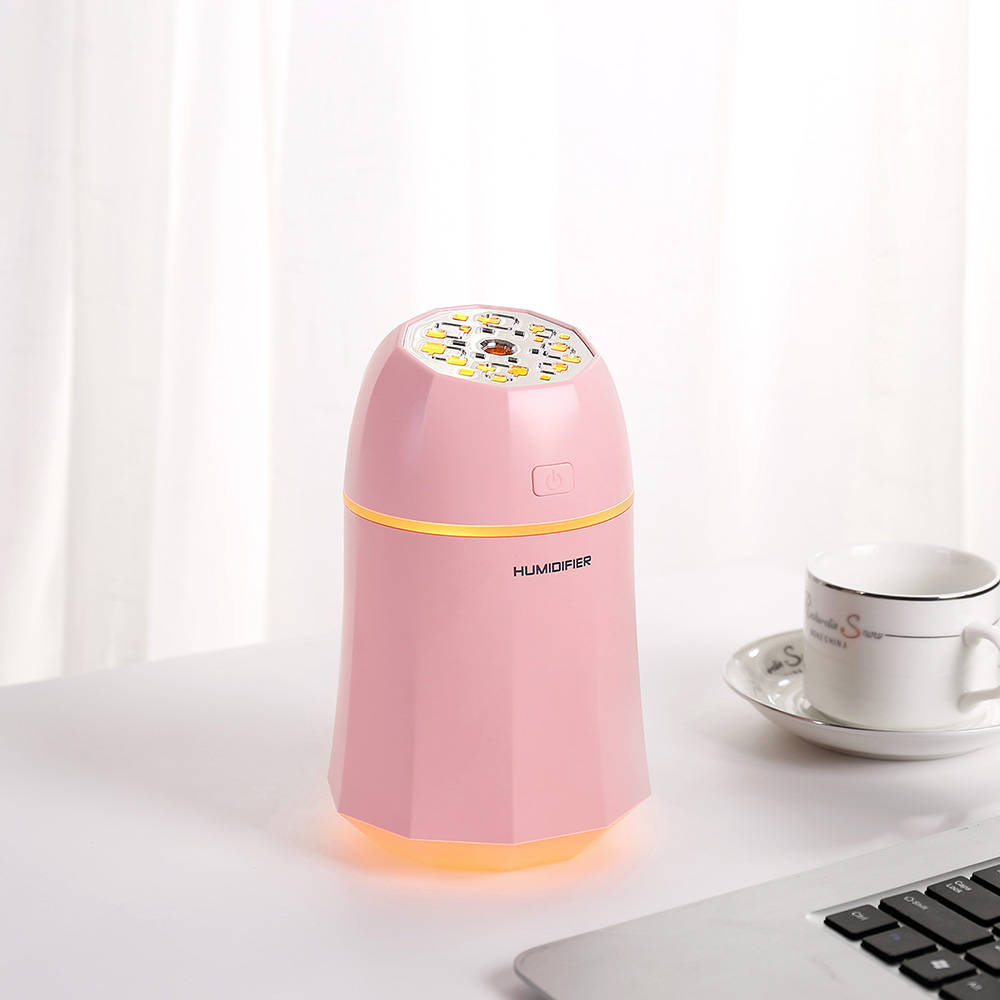 2019 mini aroma humidifier with LED lamp function