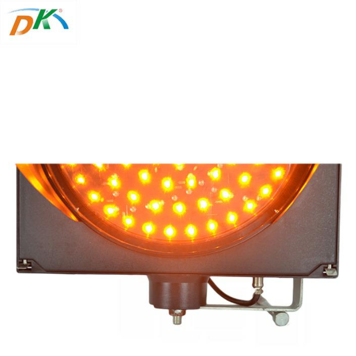 Yellow the diameter 400mm solar powered traffic signal led light