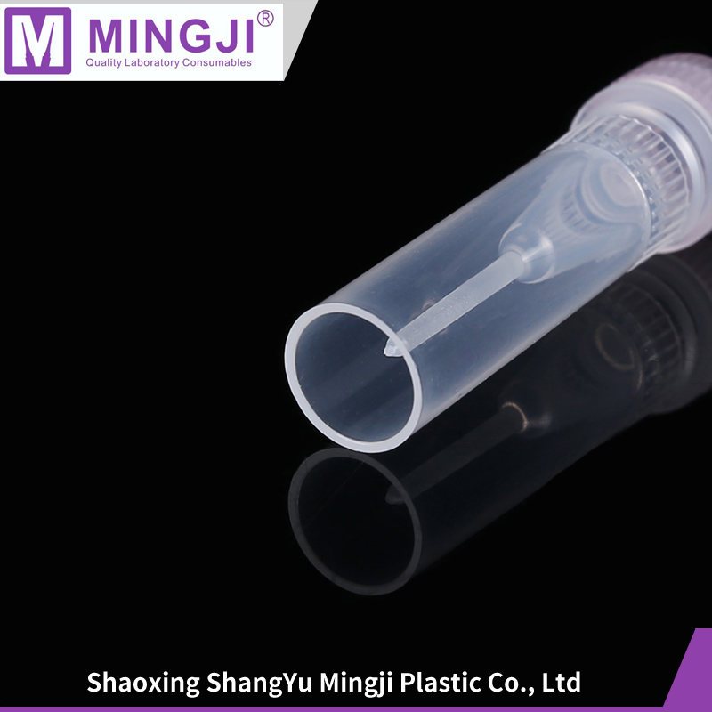 Bagged 1.5 ml plastic microcentrifuge tubes for lab testing