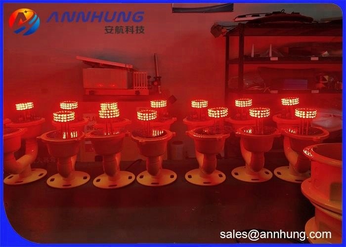 Twin obstruction light/aircraft warning light/telecom tower light