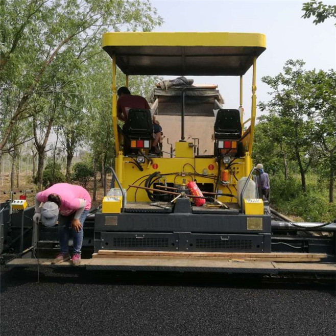 RP   series China new 4.5m mini concrete asphalt paver machine