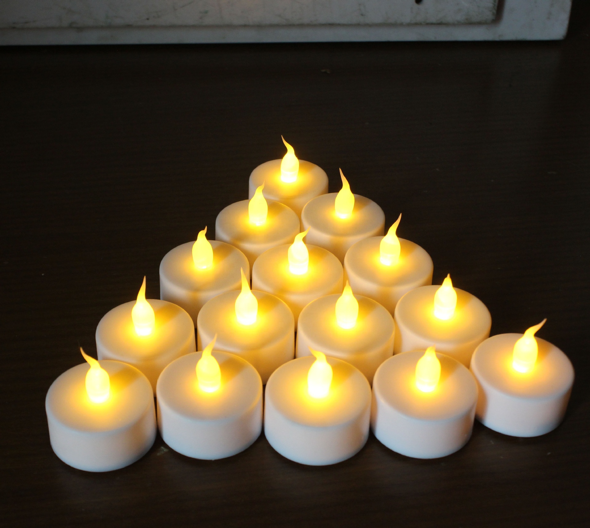 Limited Tme Promotion Electronic Environmental Smokeless LED Tea Light Candle Holder