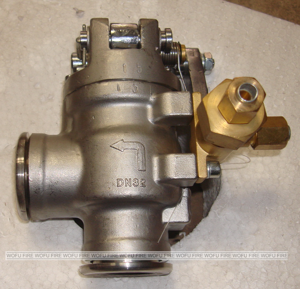 Selector valve for fire fighting fire suppression system accessories