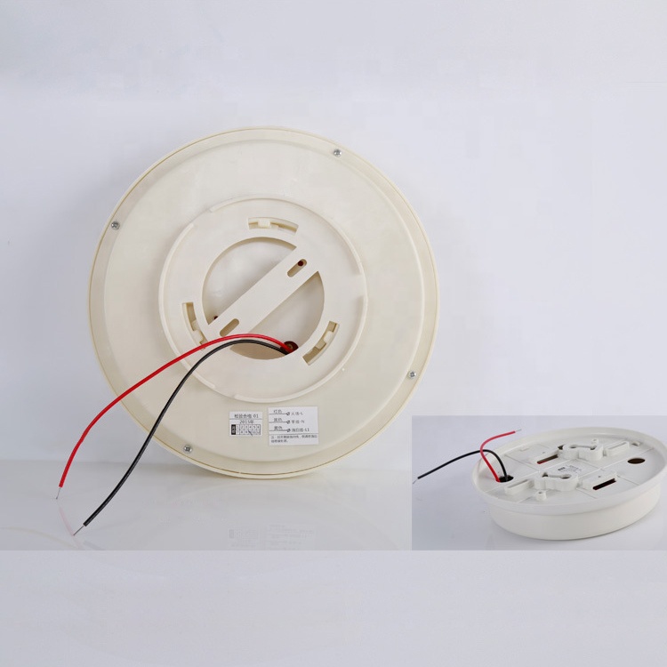 Round emergency bulkhead light with pir & emergency