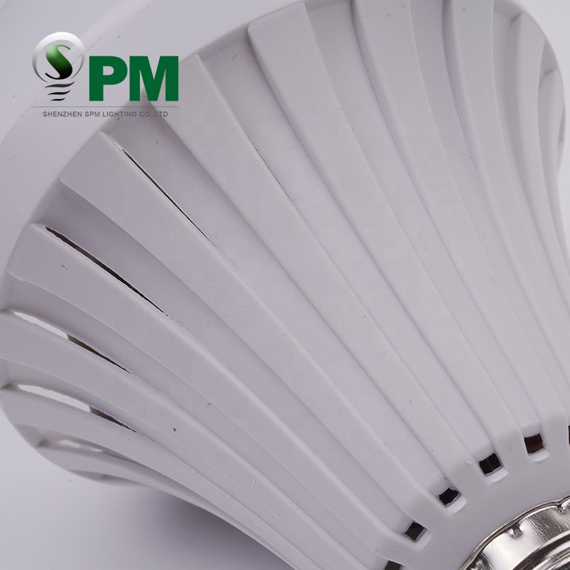 Best emergency bulb light hot sell 7w rechargeable emergency led bulb with backup battery from china factory directly