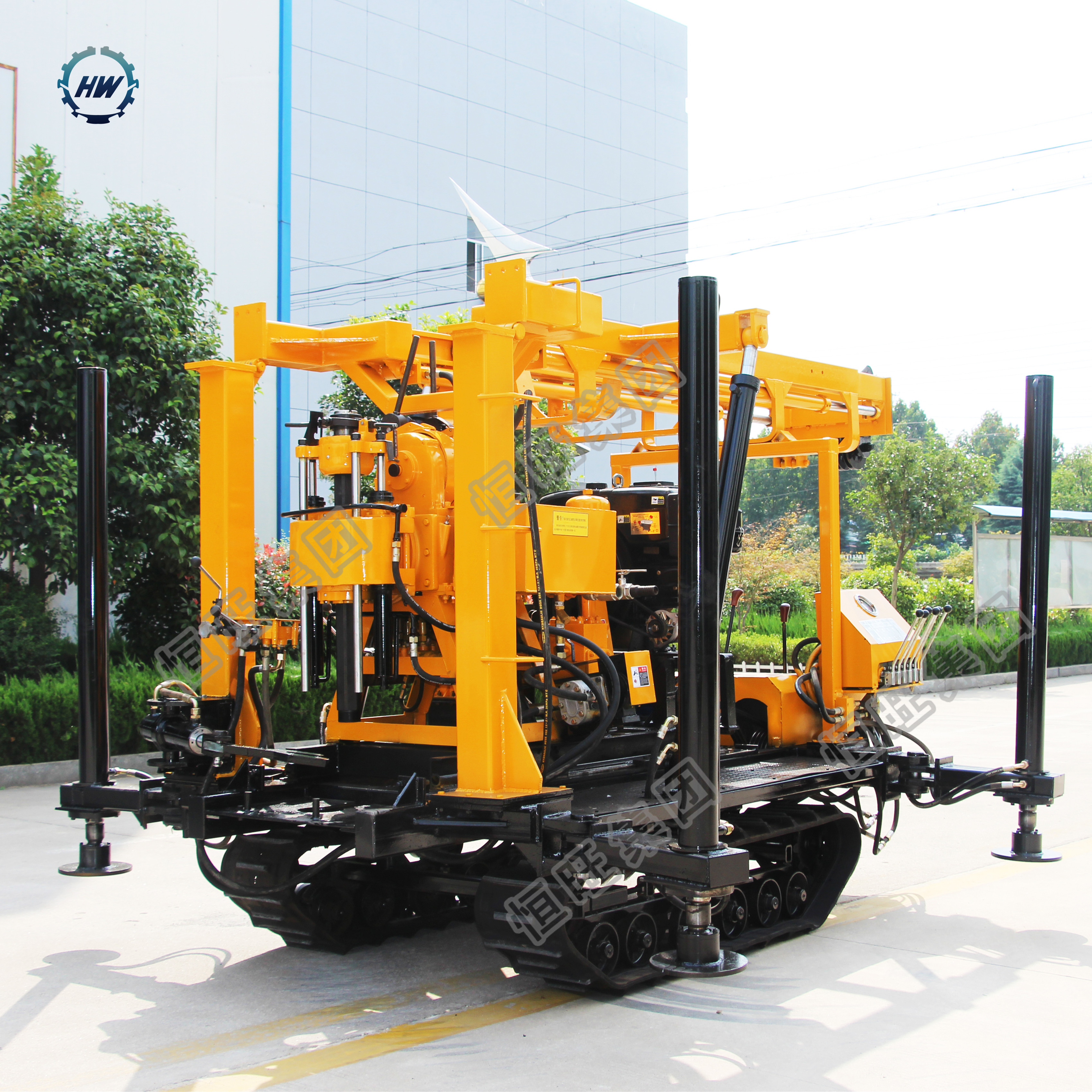 200m depth crawler track water well drilling rig with air compressor