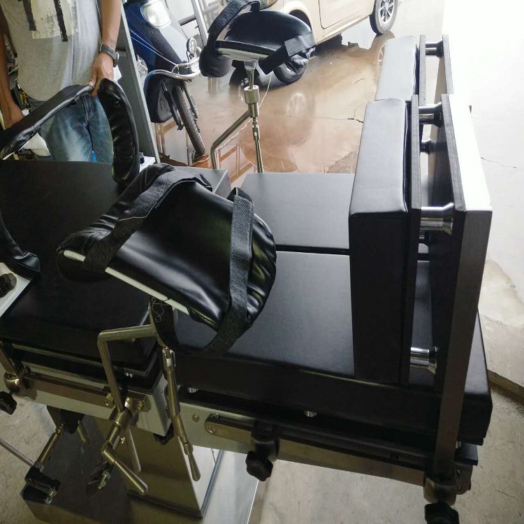 Easy operated ot hydraulic surgical table