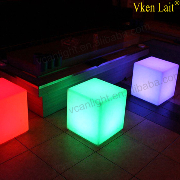 outdoor furniture Plastic white blue red 16coours change flash control by remote LED Cube Seat Lighting 10cm 20cm 30cm 40cm