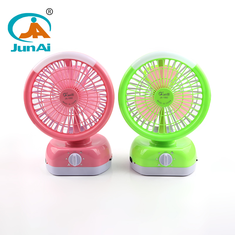 Wholesale built-in 18PCS SMD rechargeable fan with light fan lamp with low MOQ JA-1992