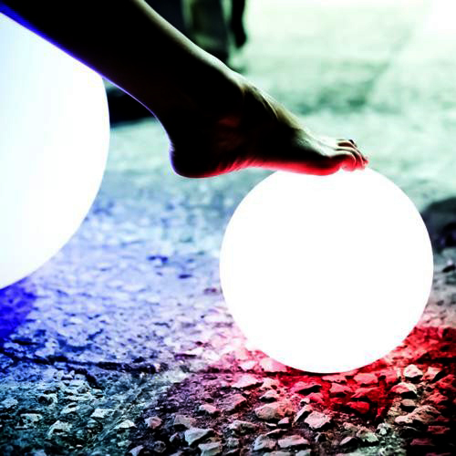 Free Shipping Dia20cm Floating LED Swimming Pool Lighting Ball 16 Colors Waterproof IP68 LED Decoration RGB LED Glowing Ball