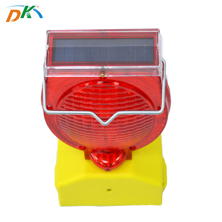 DK LED Outdoor Solar Powered Led Blinking Barricade Warning Light For Traffic Safety