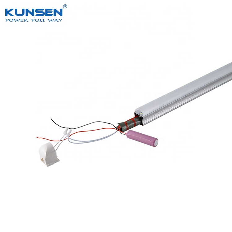 T8 integrated emergency led tube with battery