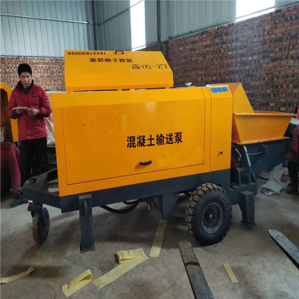 Diesel concrete pump mini concrete pump /small concrete pump price