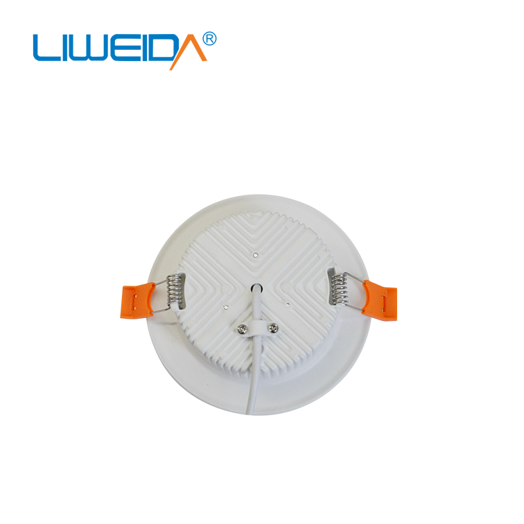 China Wholesale IP44 5 inch Small Order Accepted Round  Dimmable 9W  SMD Anti-glare  Ceiling Lamp Led Down Light