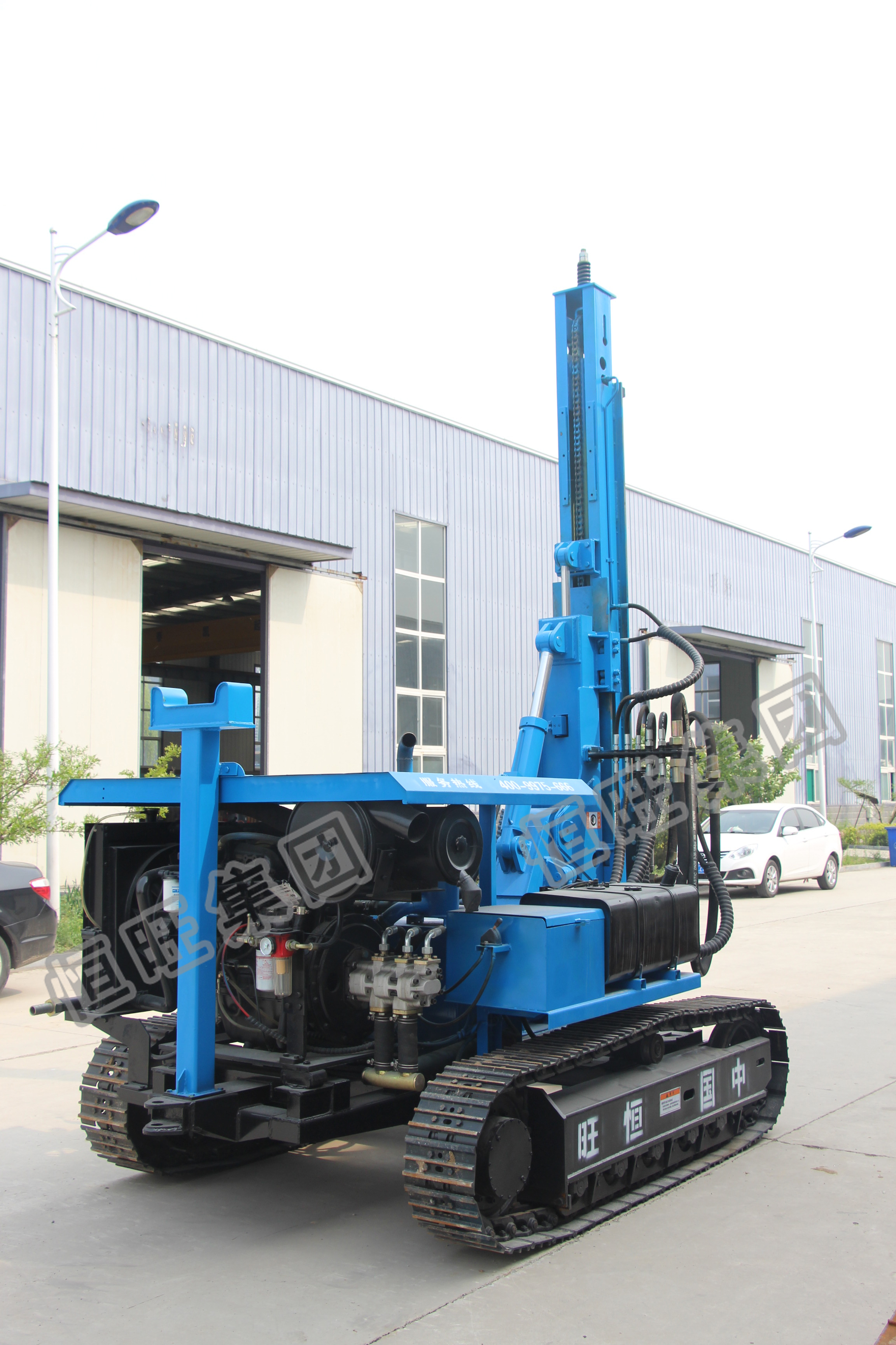 Hydraulic hammer pile driver solar ramming machine for solar project