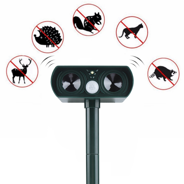 New Arrivals Garden Solar Ultrasonic Drive Pest Animal Bird Cat Dog Fox Repeller Repellent Built in Battery