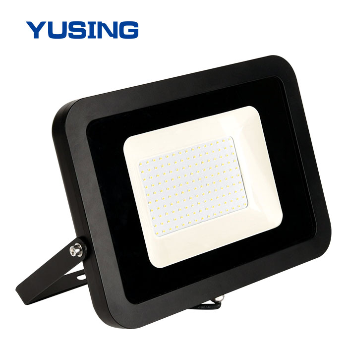 SMD Super Slim Waterproof Outdoor Lighting Spotlight 100W LED Flood Light For Soccer Field