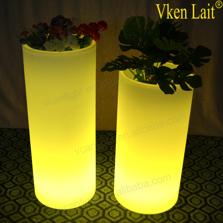 Round PE Plastic Colors Change LED Vase VC-F3040