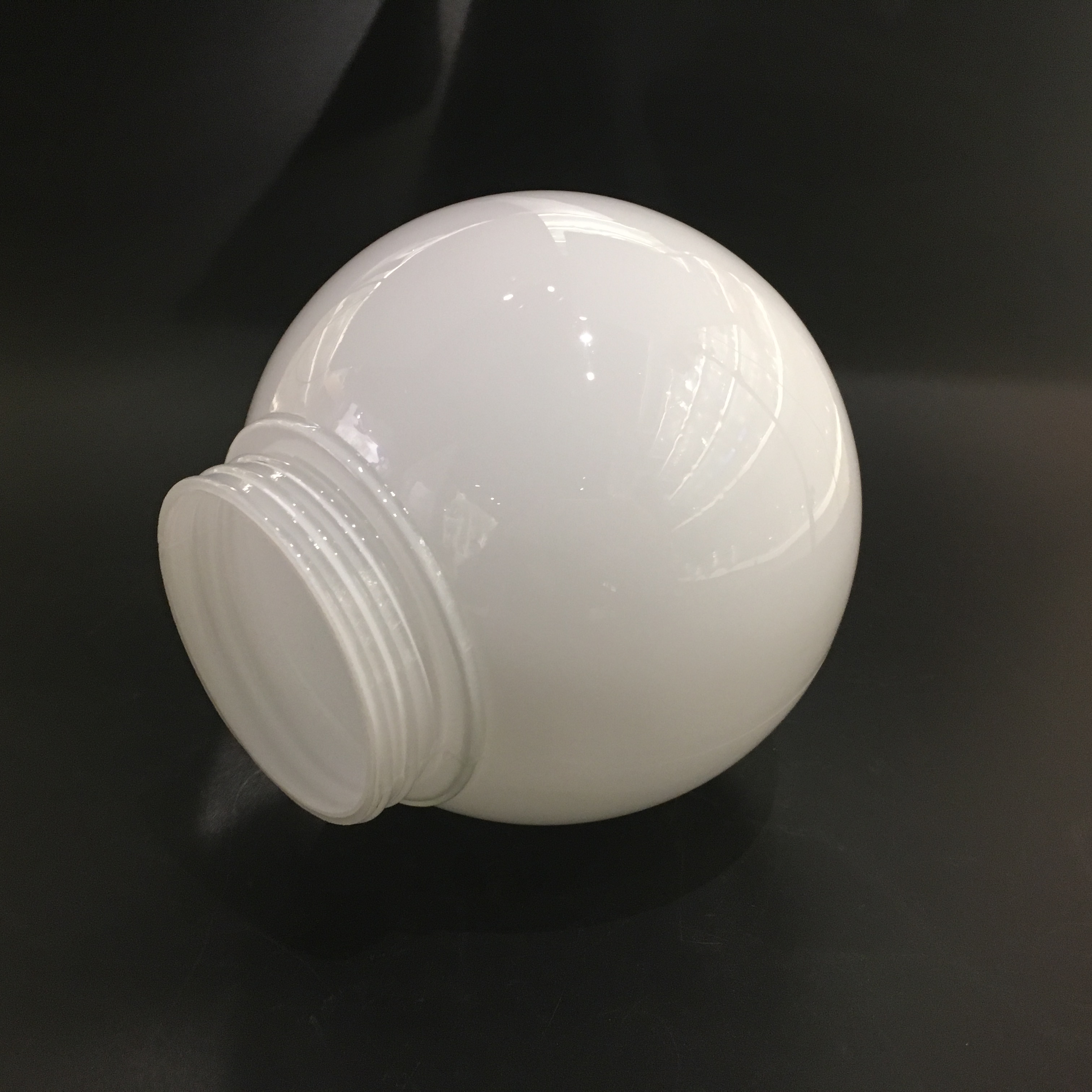 Molded Hand Blown Opal White Round 150mm Glass Shade For Lamps