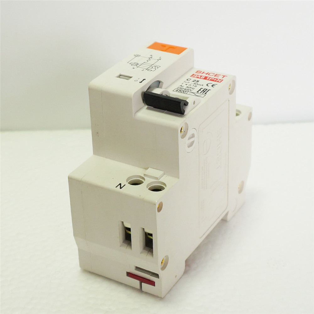 HOT DZ47LE DZ30LE 2P 4P 1P+N earth leakage circuit breaker elcb over-voltage protection circuit breaker