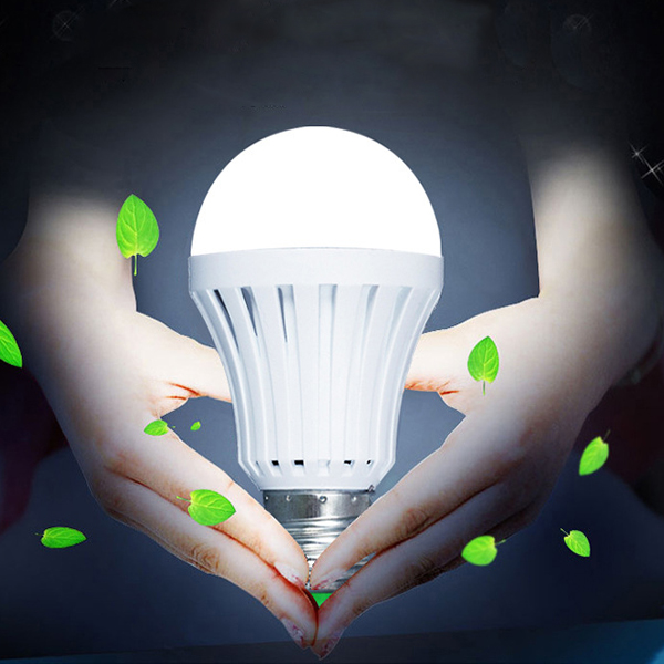 Intelligent Control led emergency bulb 5w 7w 9w 12w led emergency light AC85-265v led rechargeable bulb