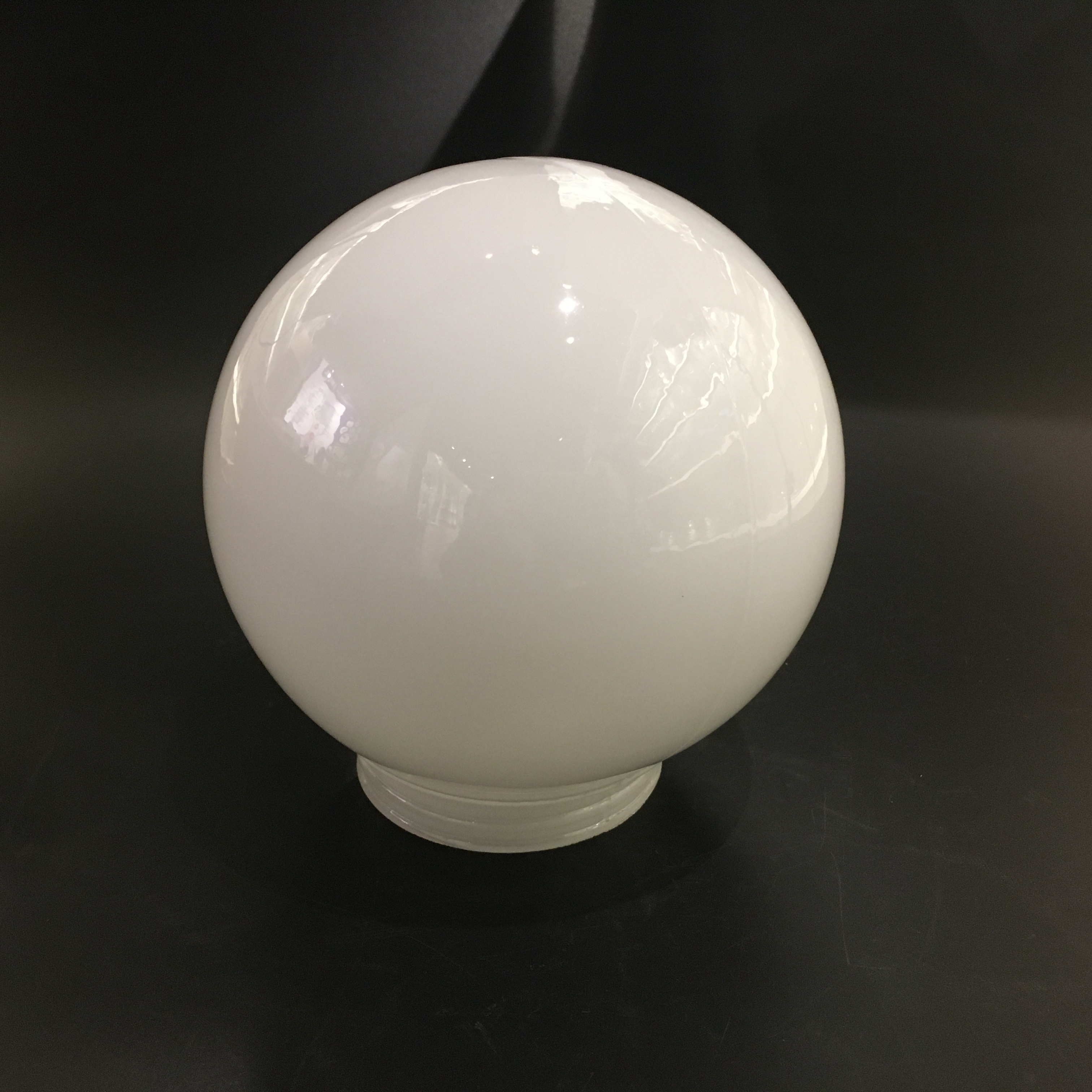 Molded Blown LED Lighting Accessories Milk Opal White Glass Lamp Shade