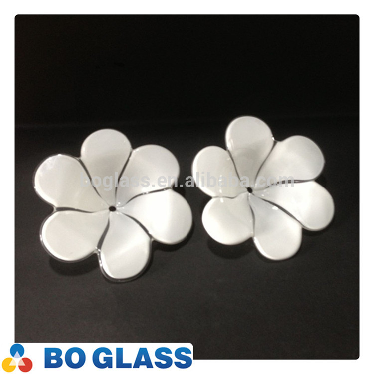 Handmade White Stained Glass Flower Decoration for Home Decor